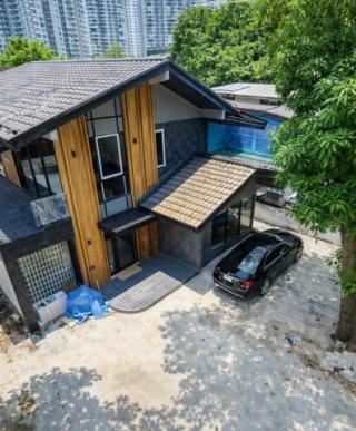commercial space ปรับปรุงใหม่ ใกล้ BTS ปุณณวิถี 400 ม.ทรู ดิจิทัล พาร์ค 60 ตร.ว.240 ตร.ม นานาชาติแองโกลสิงคโปร์ 200ม.