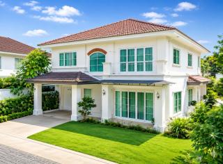 คฤหาสน์ให้เช่าราคาดีที่สุด บ้านเดี่ยว 2ชั้น  3-4นอน คุมองห้าแยกวัชรพล-รามอินทรา 3น้ำ ลด 40% ตลาดถนอมมิตร 1.3 กม.