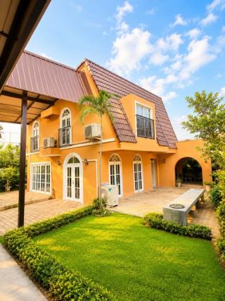  รามคำแหง110-120  ใกล้ MRTสัมมากร 400 ม. รพ.เกษมราษฎร์ สุขาภิบาล3 700 ม. 107 ตร.ว. 320ตร.ม.  บ้านเดี่ยว 2ชั้น 3-4นอน 2น้ำ 