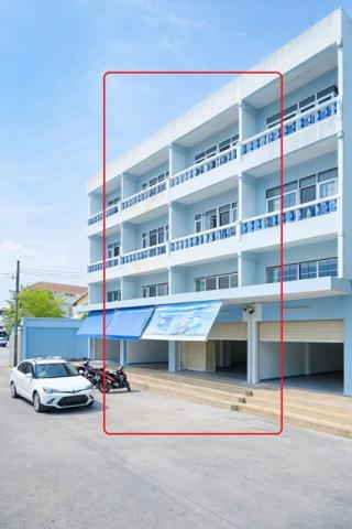 ถ.เอกชัย85-93 โรงพยาบาลบางปะกอก 8  ขาย-เช่าอาคารพาณิชย์ 4 ชั้น 2 คูหา 8 นอน 6 น้ำ ใกล้ตลาดสดศิริชัย 850 ม. 40 ตร.ว.  ทะเบียนบริษัทได้ 