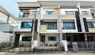 ทาวน์โฮม ลิฟวิ่ง เรสซิเดนซ์ รังสิต - ราชพฤกษ์ โครงการติดถนน 345 บ้านสวย พร้อมอยู่ ราคาถูก