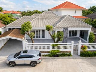 ทำเลศักยภาพใกล้เดอะซีน ทาวน์อินทาวน์ 400 ม.ร่มรื่นStudio ถ่ายแบบ  บ้านเดี่ยว 3 นอน ในย่านทาวน์อินทาวน์ 3 น้ำ บนที่ดิน 60 ตร.ว.พ 200 ตร.ม