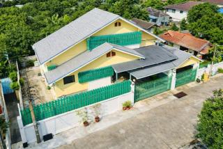 วชิรธรรมสาธิต 37-47  BTSปุณณวิถี  Seacon  ศรีนครินทร์ MRTสวนหลวง ร.9  คฤหาสน์ 2 ชั้น 6นอน 100ตรว. พร้อมเฟอร์นิเจอร์ครบ
