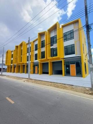 ให้เช่าโกดัง 450 ตร.ม. พร้อมออฟฟิศ 3 ชั้น หลังมุม ย่านบางใหญ่ ซอยกัตนา นนทบุรี