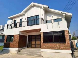 T26-623 ให้เช่า บ้าน - ชั้นทั้งหมด 2 ชั้น 55000000 บาทต่อเดือน ใกล้กับ - ชั้นที่ 1