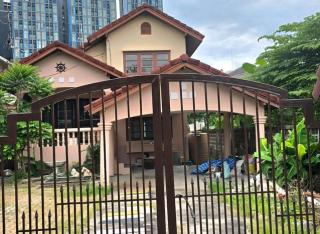 ให้เช่า บ้านเดี่ยว 2 ชั้น 100 ตรว. 4 ห้องนอน ถนนรามอินทรา ใกล้แฟชั่นไอซ์แลนด์