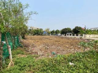 ขายที่ดิน 440 ตรว แปลงมุม ซอยรามอินทรา42 ย่านนวลจันทร์ ปากซอยติด MRT รามอินทรา กม.6 