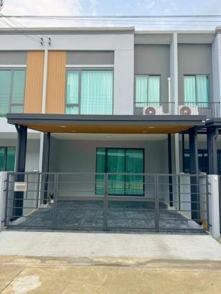 ให้เช่า Townhome 2 ชั้น 17.5 ตร.ว. พลีโน่ สุขุมวิท-บางนา 2 ใกล้เมกะบางนา