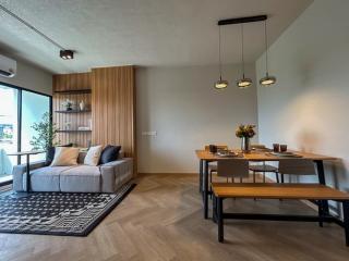 Condominium The Village Condominium 2290000 BAHT. 2BEDROOM1น้ำ 60 SQ.M. ใกล้กับ โรงเรียนประภามนตรี อยู่สบาย