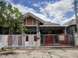 ขายบ้านเดี่ยว หมู่บ้านวิลล่าธารา  ซอย 7 ถนนท่าโรงช้าง อำเภอเมืองสุราษฎร์ธานี สุราษฎร์ธานี