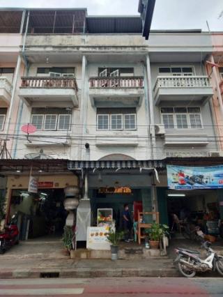 ขายด่วน! อาคารพาณิชย์ 3 ชั้น ทำเลดี ย่านบางแวก-ภาษีเจริญ