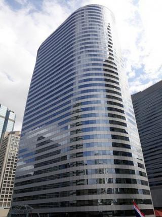 สำนักงาน อาคารสาทรสแควร์ ใกล้ - 110000 - 1 BEDROOM 1 น้ำ 100 ตาราง.วา สภาพเยี่ยม!