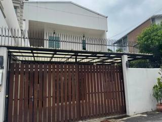 ขายบ้านเดี่ยว 2 ชั้น 55 ตรว. 4 ห้องนอน สุขุมวิท 65 (ชัยพฤกษ์) ใกล้ BTS เอกมัย และ BTS พระโขนง บ้านพร้อมอยู่