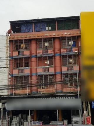 ขายอาคารพาณิชย์ 5 ชั้น  ริมถนนใหญ่ศรีนครินทร์ (ตรงข้าม Foodland)  ทำเลทองติดรถไฟฟ้า
