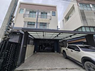ให้เช่าโฮมออฟฟิศ 3.5 ชั้น 32.5 ตร.ว. โครงการ DISTRICT ดิสทริค ย่านเอกมัย-รามอินทรา