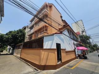 ตึกหัวมุมติดถนนให้เช่าชั้น 2,3,4+ดาดฟ้า 30,000/เดือน ซ.ลาดพร้าว 87 ทะลุ ซ.ประดิษมนูธรรม 10 