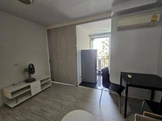 C Style Condo 28 ตรม ชั้น 7 ห้องมุม ติดลิฟท์ ใกล้รถไฟฟ้าใต้ดิน MRT สุทธิสาร และ MRT ห้วยขวาง 