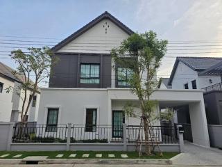 BH4120 ให้เช่า CENTRO บางนา บ้านเดี่ยวโครงการใหม่ ติดเมกาบางนา Fully Furnished พร้อมเข้าอยู่ บ้านใหม่ สวย โปร่ง ไม่ร้อน