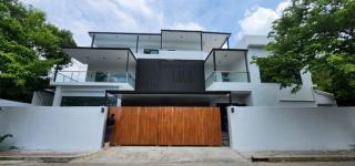ให้เช่า Home office หรู 3 ชั้น 600 ตรม. สุขุมวิท71 ปรีดีพนมยงค์26 ใกล้ทางด่วน ใกล้ BTS พระโขนง