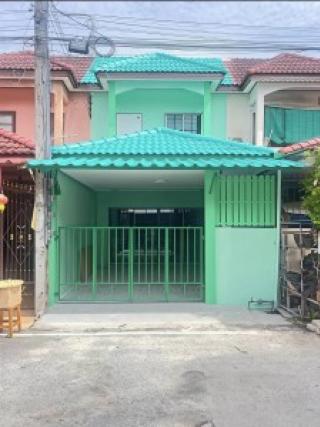 ขายบ้านหนองตำลึงชลบุรี ขายบ้านพร้อมมีเงินเหลือหลักแสน บ้านรีโนเวทใหม่ทั้งหลัง 2 ห้องนอน 1 ห้องน้ำ