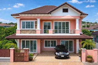 บ้านเดี่ยว 2ชั้น 5นอน 5แอร์  45 ตร.ว. 340 ตร.ม.รถไฟฟ้าสายสีเหลือง แยกลำสาลี 950 ม. เดอะมอลล์ บางกะปิ 2 กม.