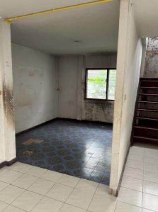บ้านเดี่ยววโรชา 5 ที่ดินขนาดใหญ่ 107 ตร.วา ทำเลดี ใกล้นิคมอุตสาหกรรมบางพลี แค่ 10 นาที ถึงถนน บางนา-ตราดและสุขุมวิท