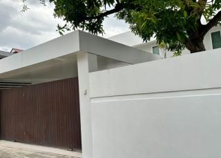 ให้เช่า บ้านเดี่ยว2ชั้น  พื้นที่64 ตรว.อยู่ถนน พระราม9 ใกล้ห้างเดอะไนน์เซ็นเตอร์